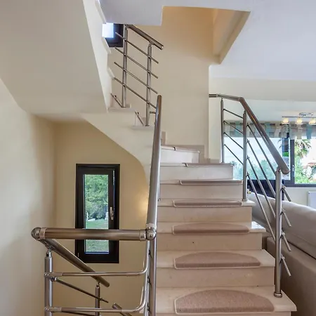 Perfect View Deny With 6 Bedrooms And Heated Pool Villa Hanioti