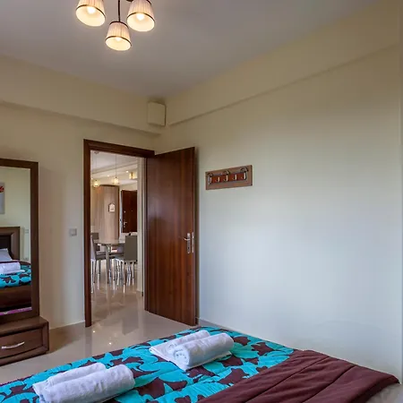 Perfect View Deny With 6 Bedrooms And Heated Pool * Hanioti