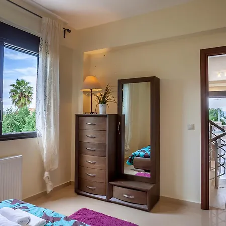 Perfect View Deny With 6 Bedrooms And Heated Pool * Hanioti