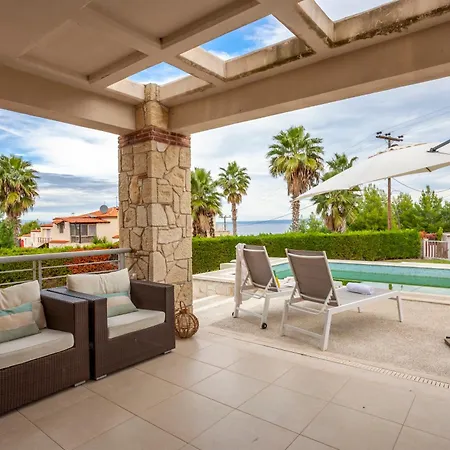 Perfect View Deny With 6 Bedrooms And Heated Pool Villa *