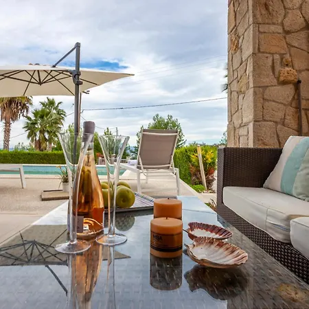 Perfect View Deny With 6 Bedrooms And Heated Pool Villa Hanioti