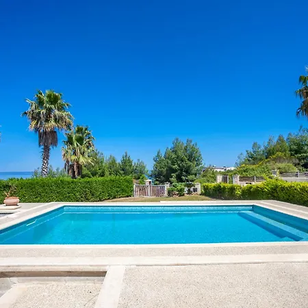 Perfect View Deny With 6 Bedrooms And Heated Pool * Hanioti