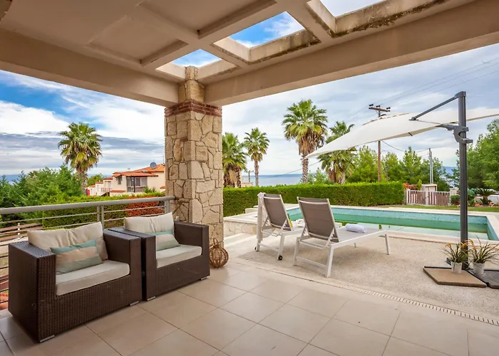 Perfect View Deny With 6 Bedrooms And Heated Pool Villa *