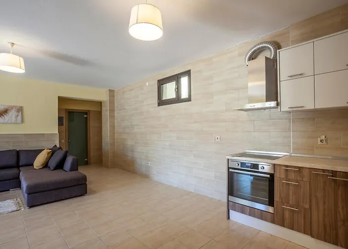 Perfect View Deny With 6 Bedrooms And Heated Pool Villa *