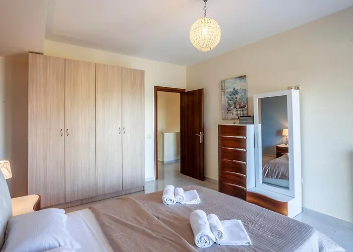 Perfect View Deny With 6 Bedrooms And Heated Pool