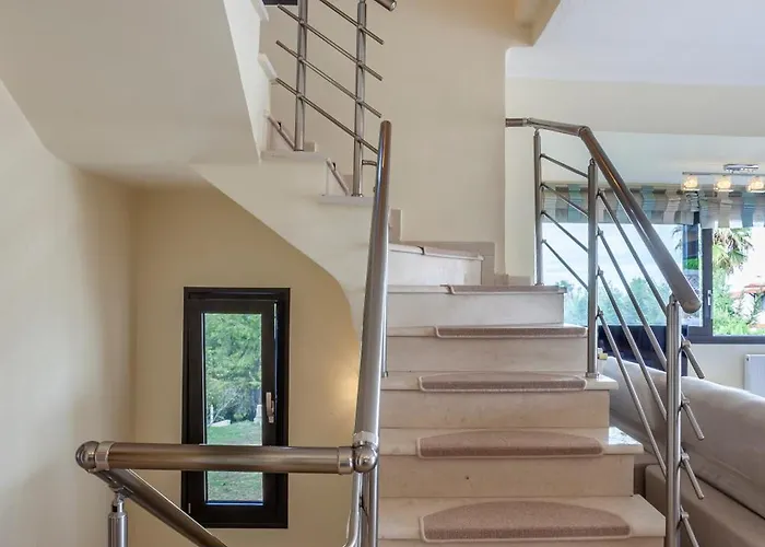 Perfect View Deny With 6 Bedrooms And Heated Pool فيلة هانيوتي