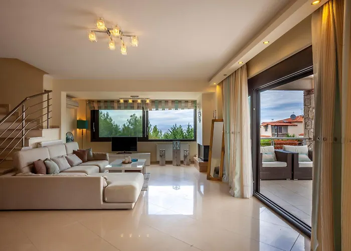 Perfect View Deny With 6 Bedrooms And Heated Pool *