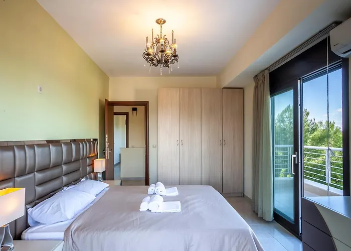 Perfect View Deny With 6 Bedrooms And Heated Pool * هانيوتي