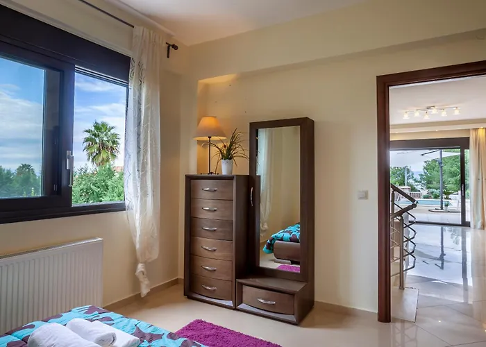 Perfect View Deny With 6 Bedrooms And Heated Pool * هانيوتي