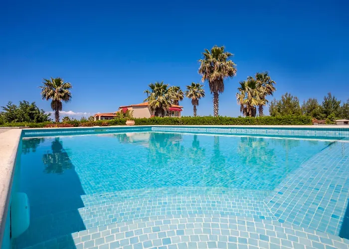 Perfect View Deny With 6 Bedrooms And Heated Pool فيلة هانيوتي